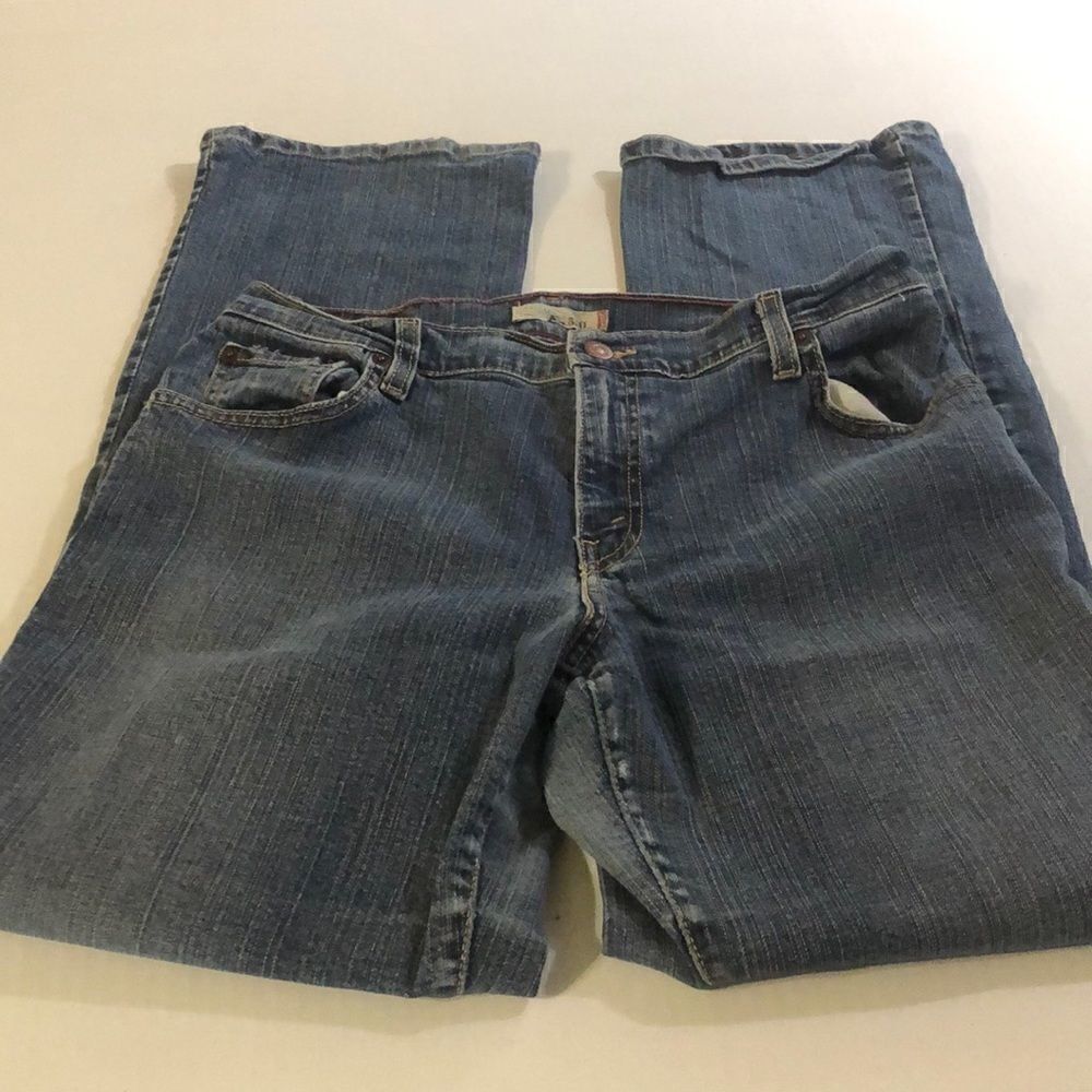 ✔️Levi Jeans 